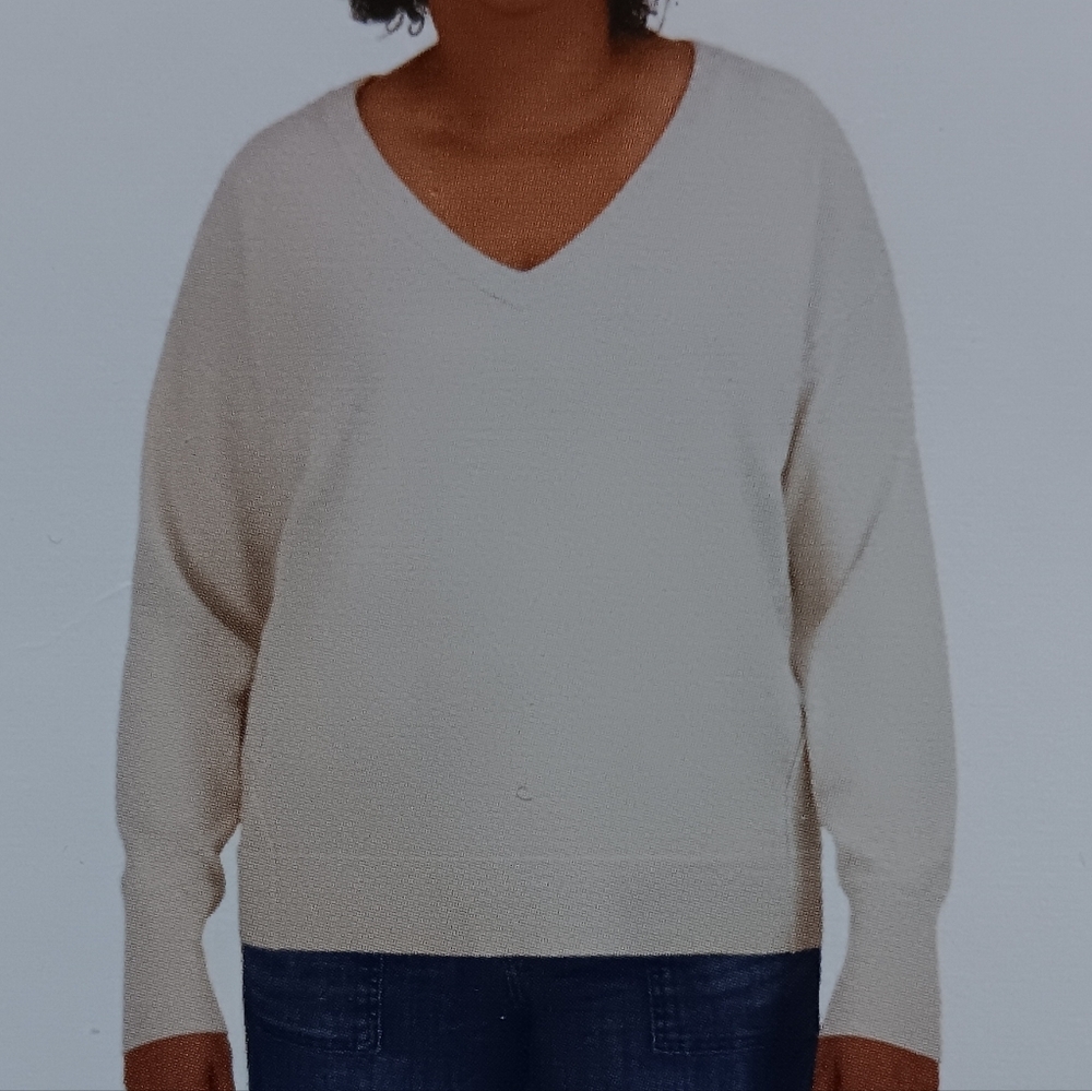 NWT Lucky Brand Womens V-Neck Sweater, Cream SizeXXL
